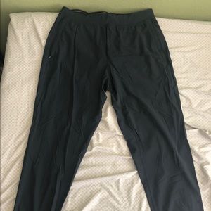 Lululemon Men’s surge joggers